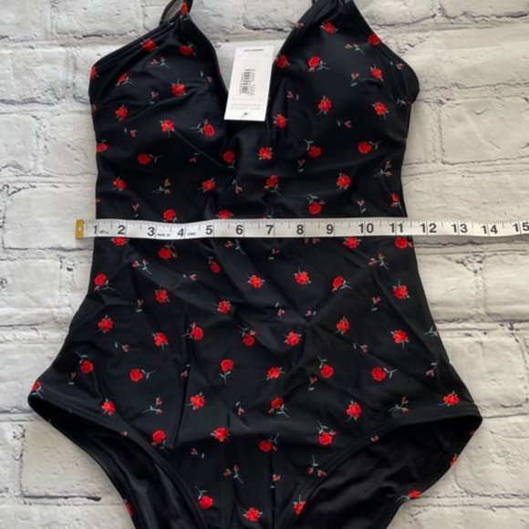 New Look Black Clara Rose Swimsuit - Picture 5 of 10